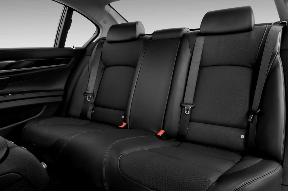 BMW 7-Series Interior Back Seats View Chauffeured Car Services Minneapolis MN / St Paul Minnesota