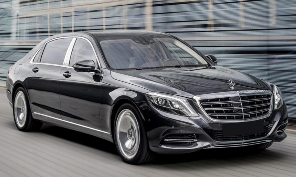 Mercedes Sedans Car Services Minneapolis MN / St Paul Minnesota Black Exterior - Aspen Limo and Car Services