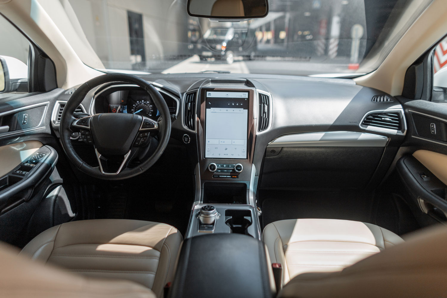 Luxury Chauffeur-Driven Limousine Rentals in Edina, Minnesota Photos